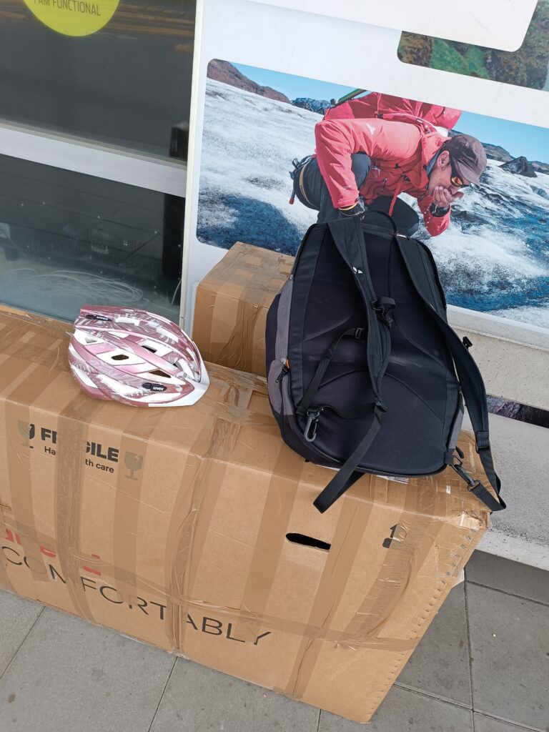 Alles gut verpackt und auf geht es. Norwegen wartet
